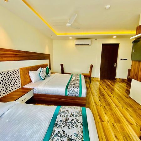 Hotel White House Walking Distance From Golden Temple- With Parking Amritsar Esterno foto