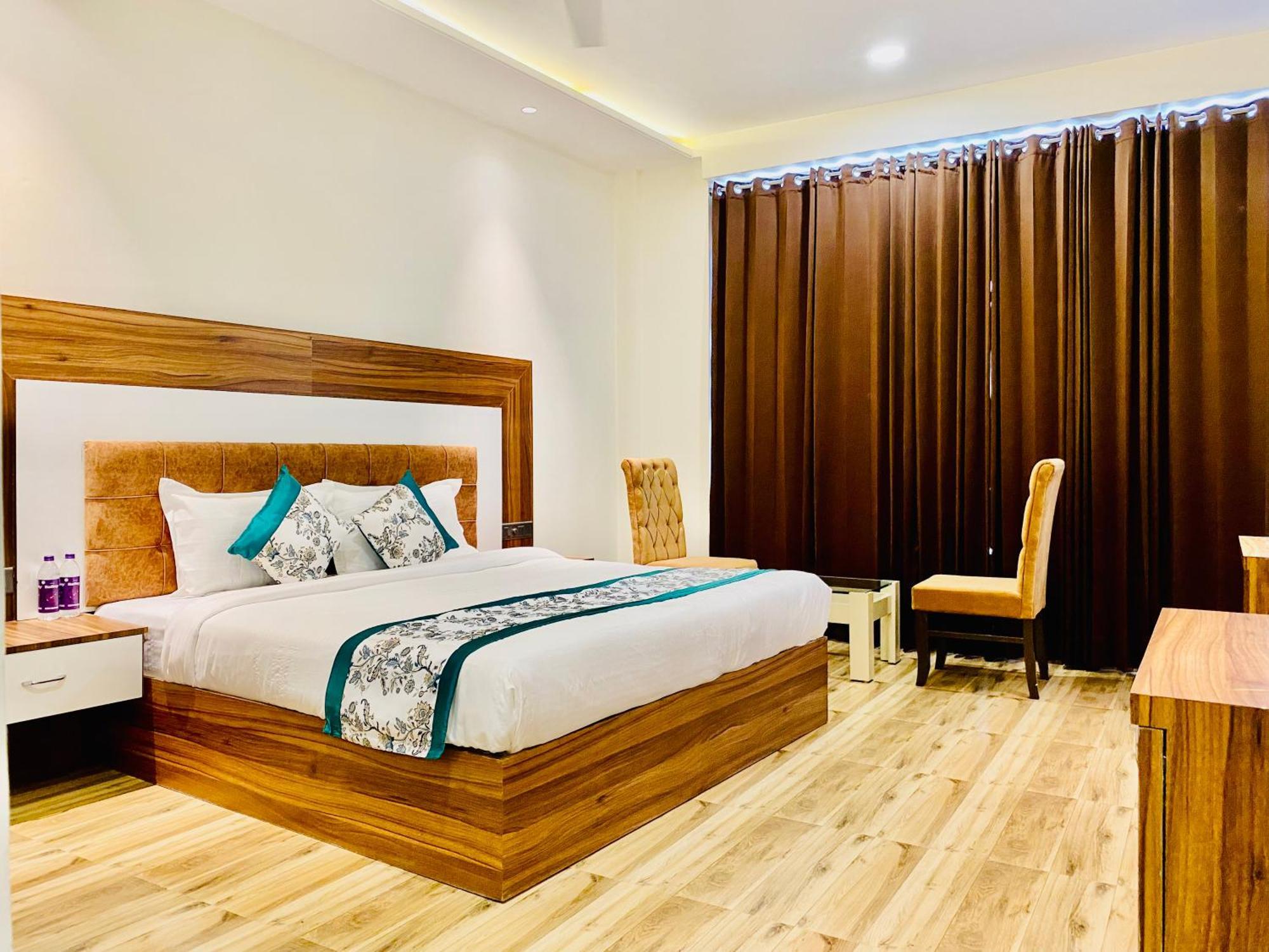 Hotel White House Walking Distance From Golden Temple- With Parking Amritsar Esterno foto
