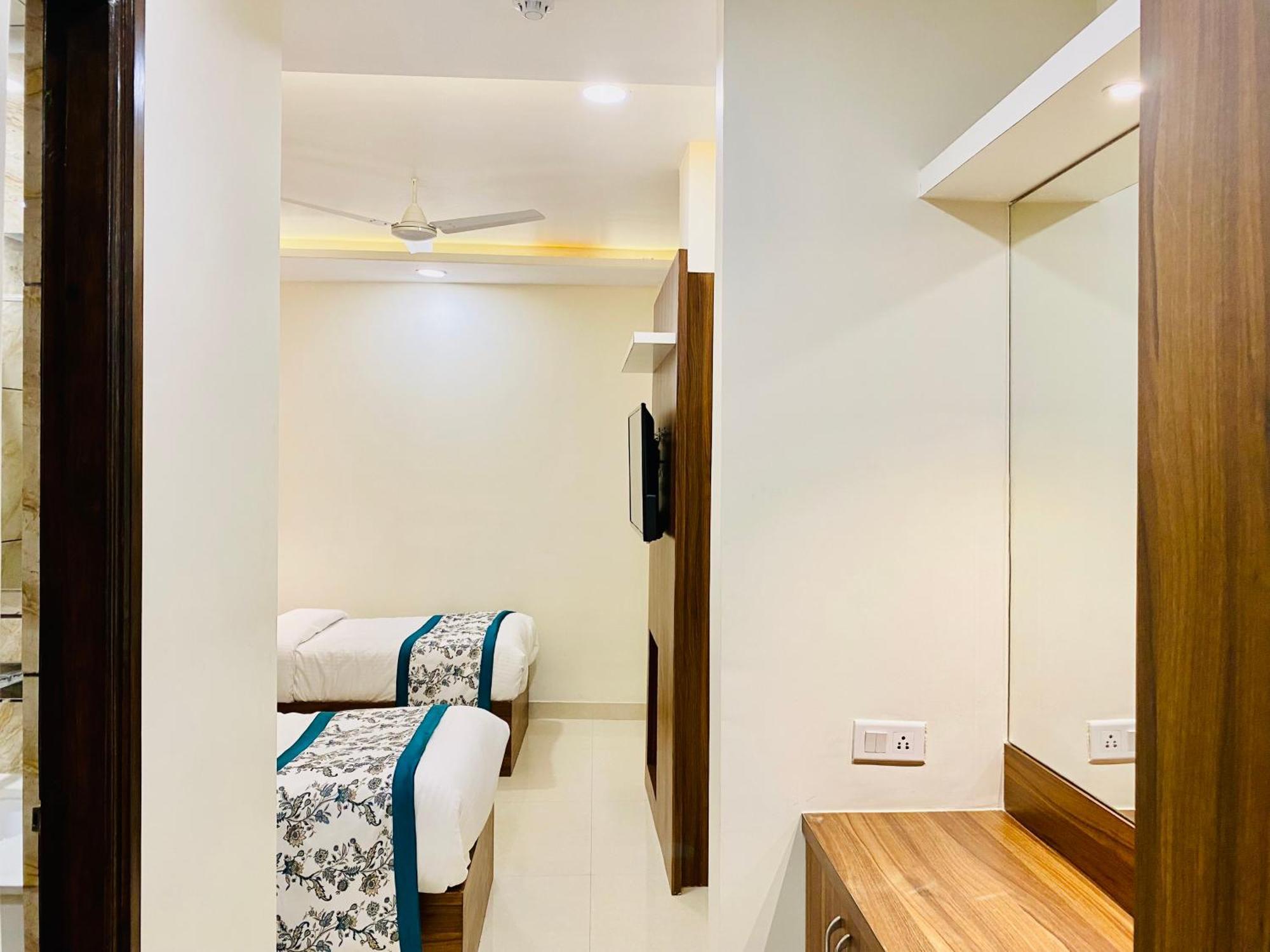 Hotel White House Walking Distance From Golden Temple- With Parking Amritsar Esterno foto