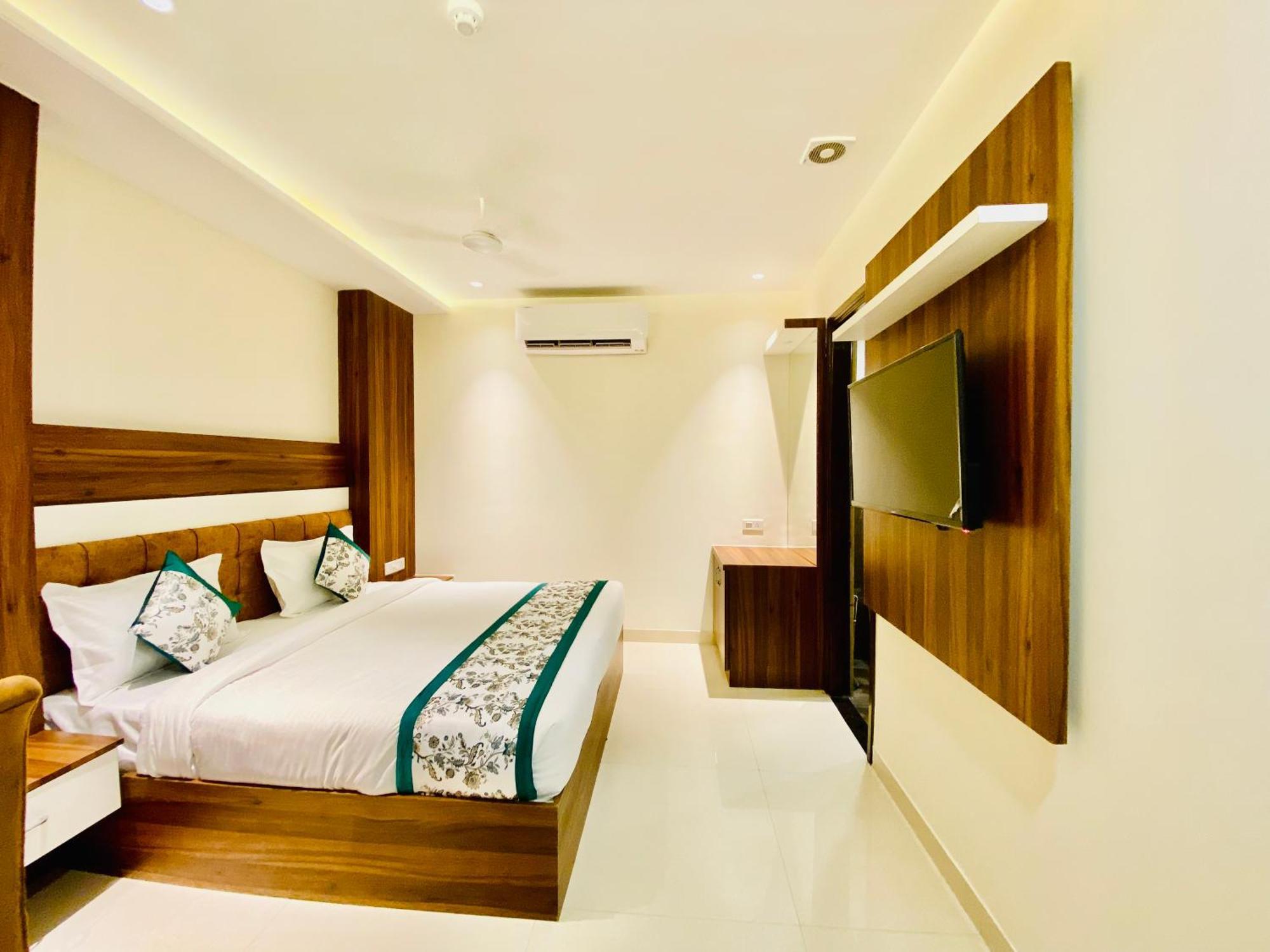 Hotel White House Walking Distance From Golden Temple- With Parking Amritsar Esterno foto